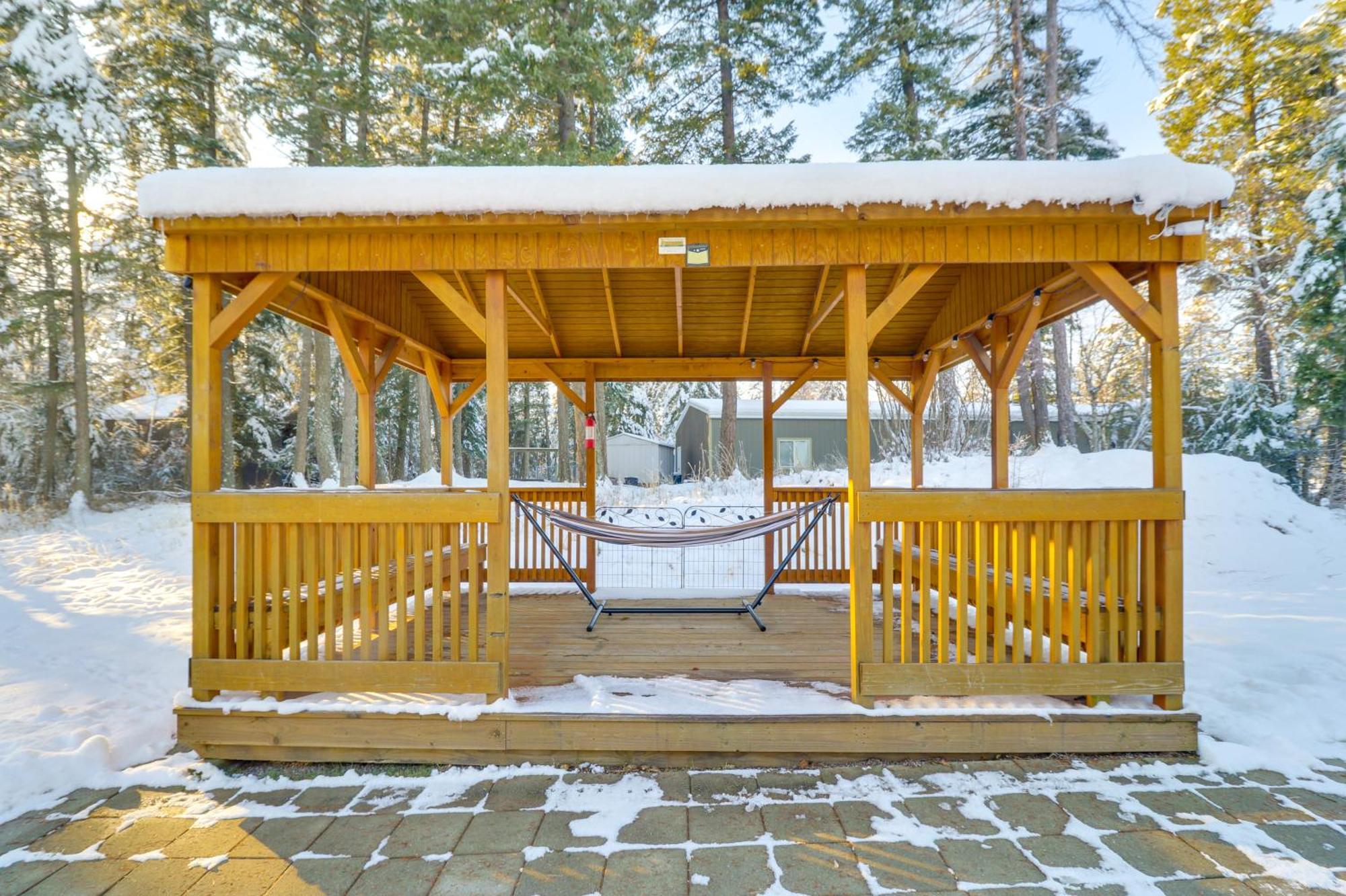Columbia Falls Private Retreat Pool Table And Deck! Екстер'єр фото