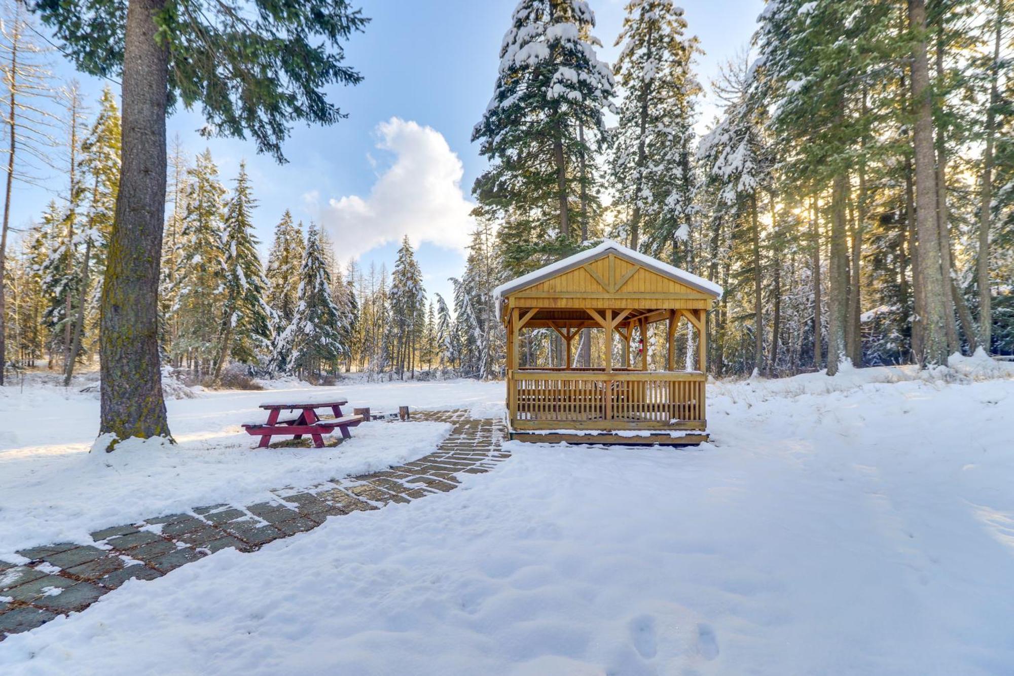 Columbia Falls Private Retreat Pool Table And Deck! Екстер'єр фото