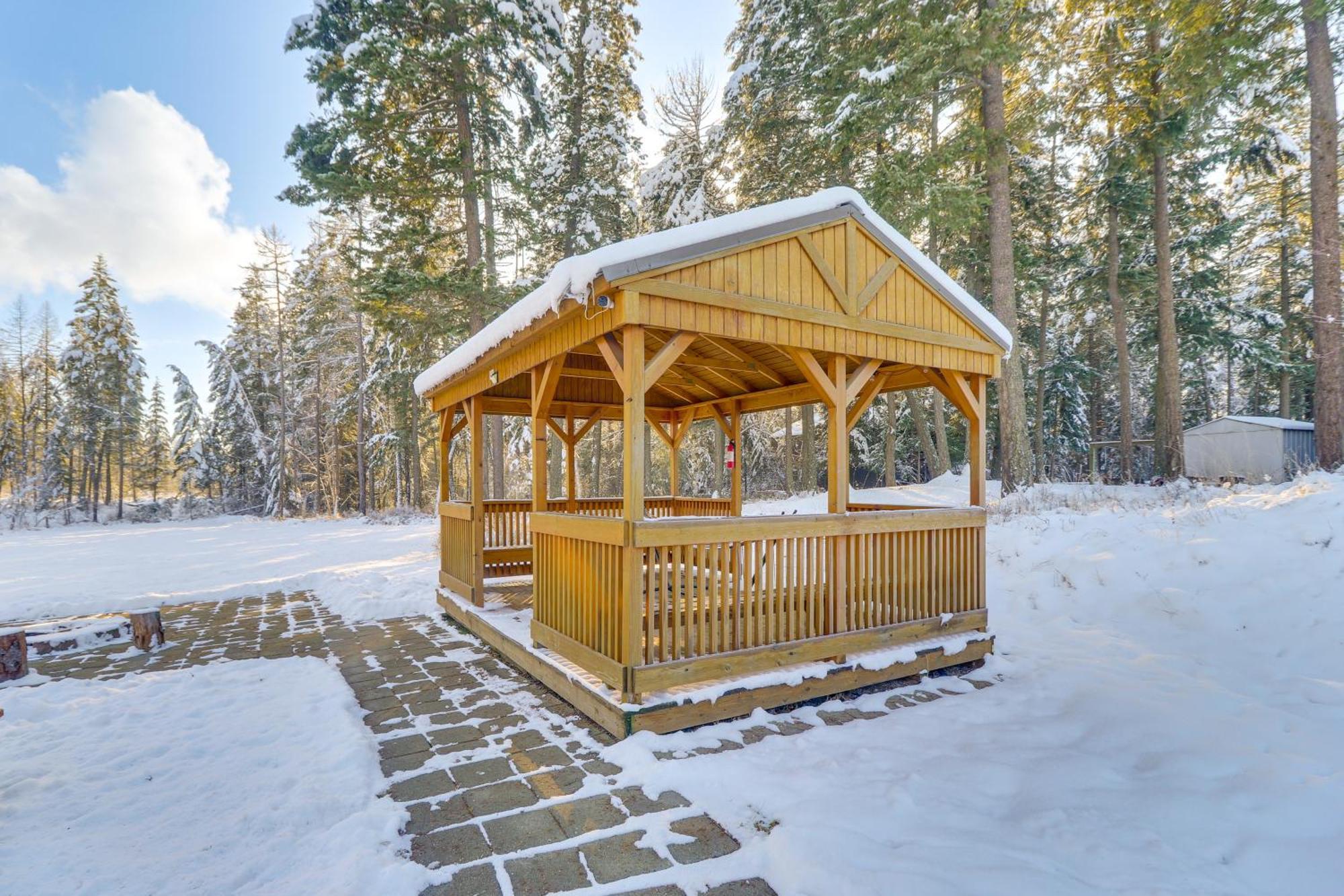 Columbia Falls Private Retreat Pool Table And Deck! Екстер'єр фото