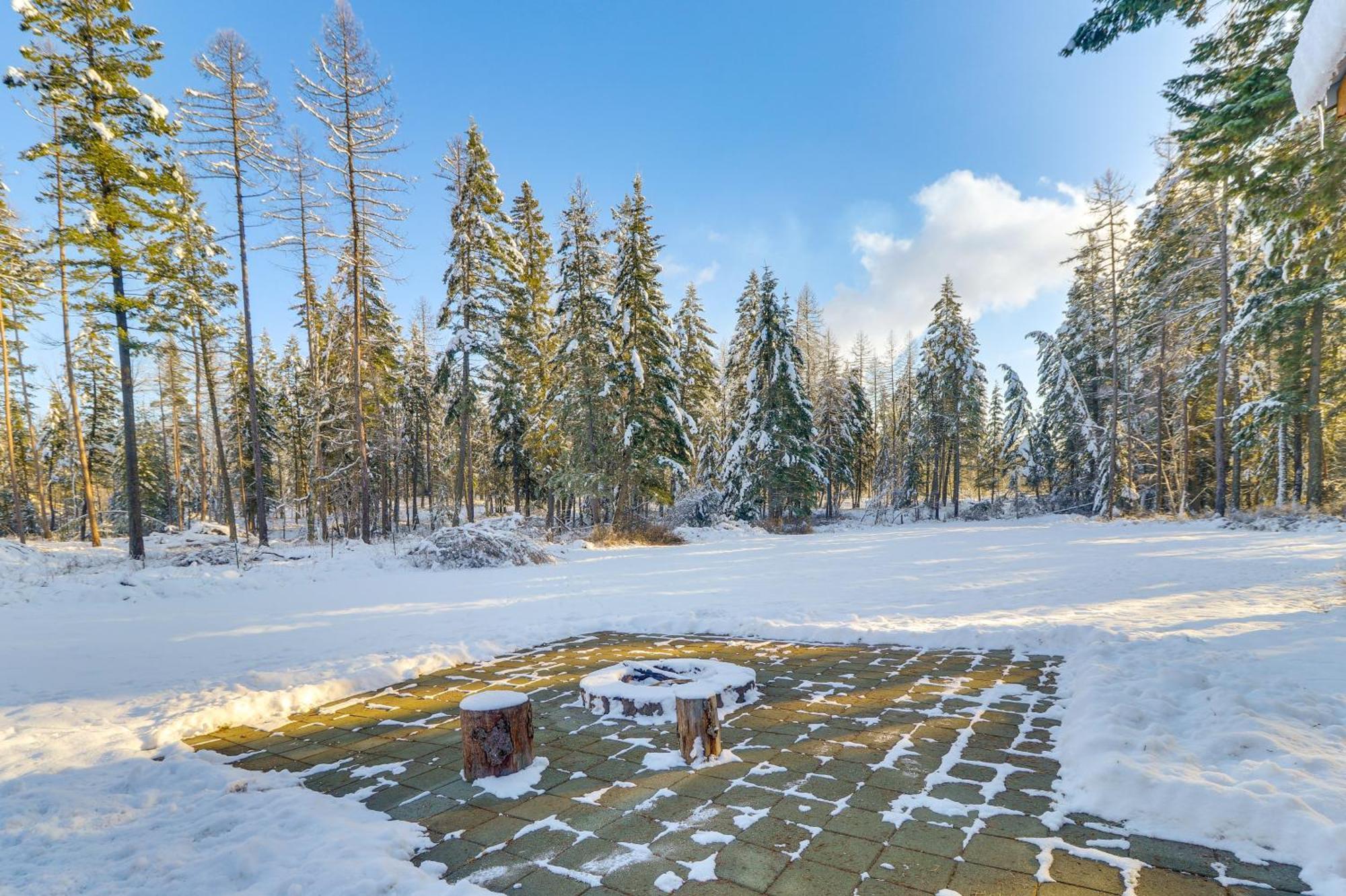 Columbia Falls Private Retreat Pool Table And Deck! Екстер'єр фото